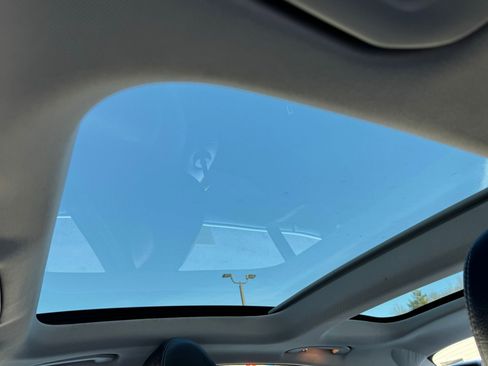 Used 2015 Mercedes-Benz C 300 4MATIC Sedan image 22