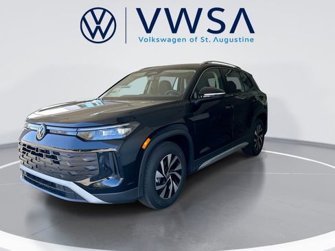New 2026 Volkswagen Tiguan S FWD image 3