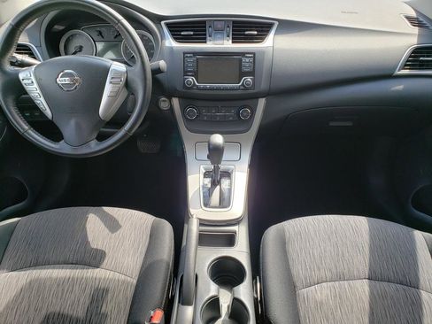 Used 2015 Nissan Sentra SV FWD image 12