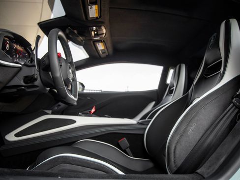 Used 2026 Lamborghini Temerario AWD/4WD image 24