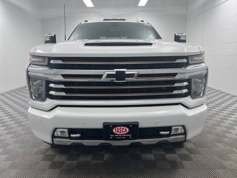 Used 2023 Chevrolet Silverado 3500 High Country w/ Technology Package image 3