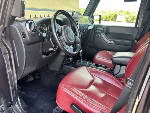 Used 2018 Jeep Wrangler Unlimited Sport S AWD/4WD image 18