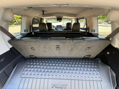 Used 2012 Honda Pilot Touring image 28