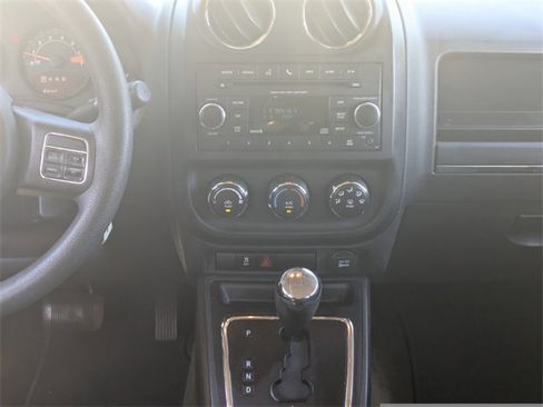 Used 2017 Jeep Patriot Sport w/ Power Value Group image 17