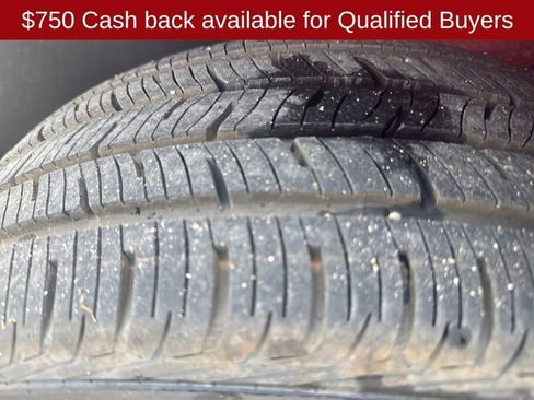 New 2025 Nissan Versa SR w/ Trunk Package image 31