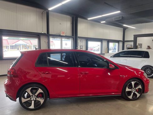Used 2017 Volkswagen GTI Autobahn FWD image 12