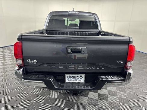 Used 2023 Toyota Tacoma SR5 AWD/4WD image 7