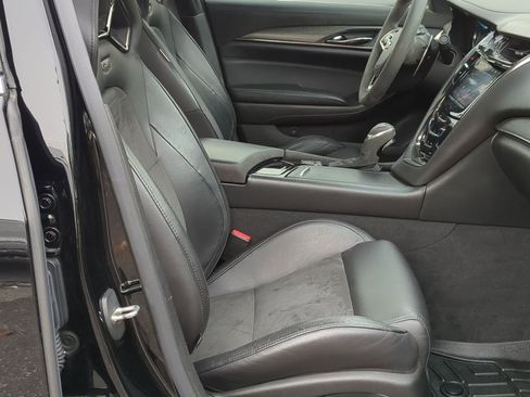 Used 2016 Cadillac CTS V w/ Luxury Package image 27