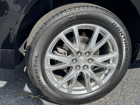 Used 2022 Buick Enclave Premium image 6