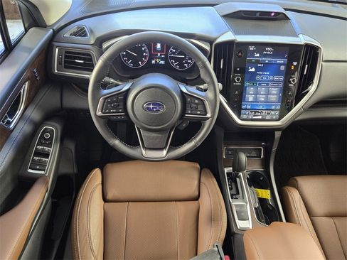 Certified 2025 Subaru Ascent Touring image 17