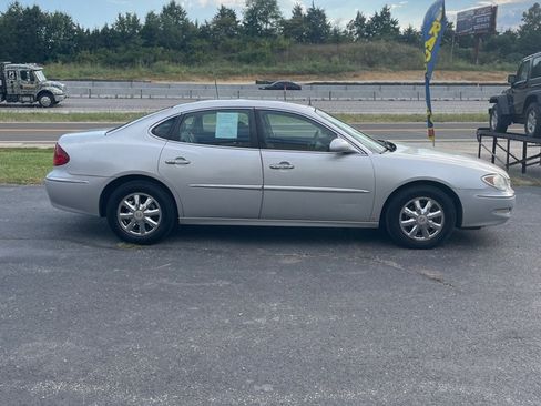 Used 2005 Buick LaCrosse CXL w/ Chrome Appearance Package FWD image 6