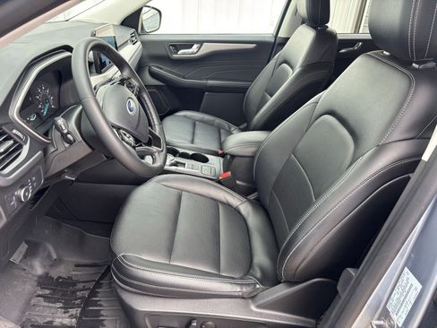 Used 2022 Ford Escape SEL image 13