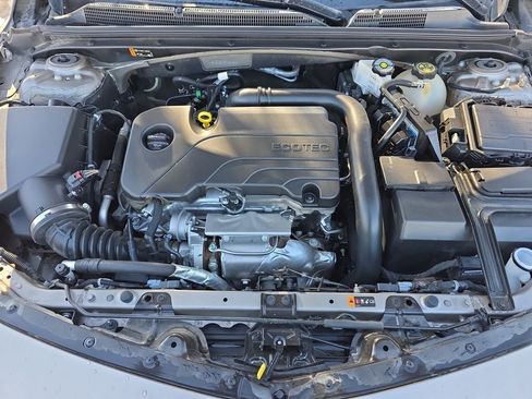 Used 2024 Chevrolet Malibu LS image 18