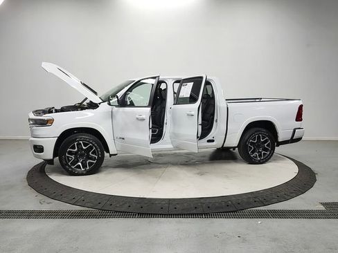 Used 2025 RAM 1500 Laramie w/ Sport Appearance Package AWD/4WD image 12