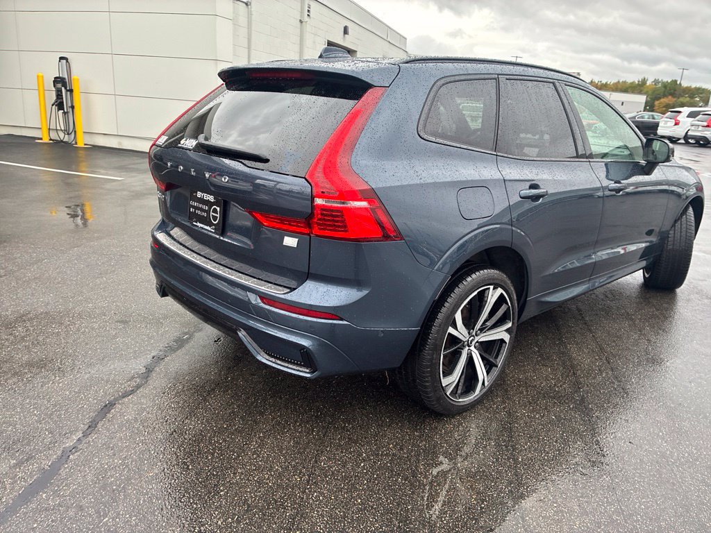 Certified 2024 Volvo XC60 T8 Ultimate w/ Climate Package AWD/4WD image 6