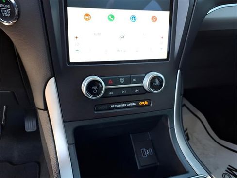 Used 2021 Ford Edge SEL w/ Convenience Package image 11