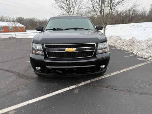 Used 2011 Chevrolet Suburban LT w/ Luxury Package image 28