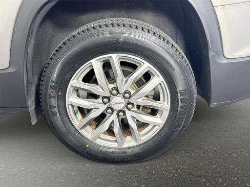 Certified 2019 GMC Acadia SLE w/ Driver Alert Package I FWD image 30