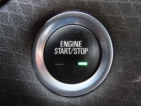 Used 2024 Chevrolet Malibu LT FWD image 11