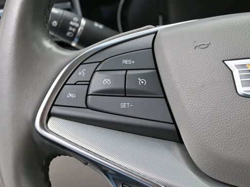 Certified 2023 Cadillac XT5 Premium Luxury image 18