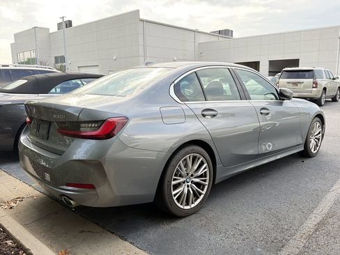 Used 2024 BMW 330i Sedan RWD image 4