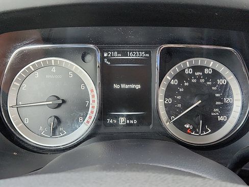 Used 2017 Nissan Titan Platinum Reserve RWD image 10