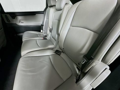 Used 2020 Honda Odyssey Touring image 4