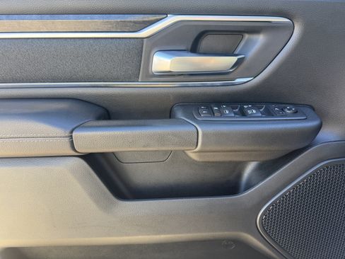 Used 2019 RAM 1500 Big Horn image 9