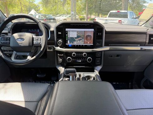 Used 2024 Ford F150 Lariat image 12