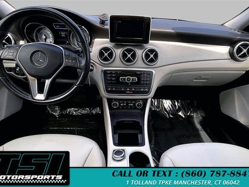 Used 2015 Mercedes-Benz GLA 250 4MATIC image 15
