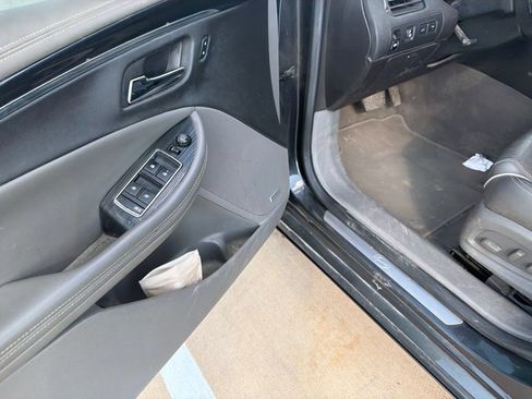 Used 2018 Chevrolet Impala Premier FWD image 8