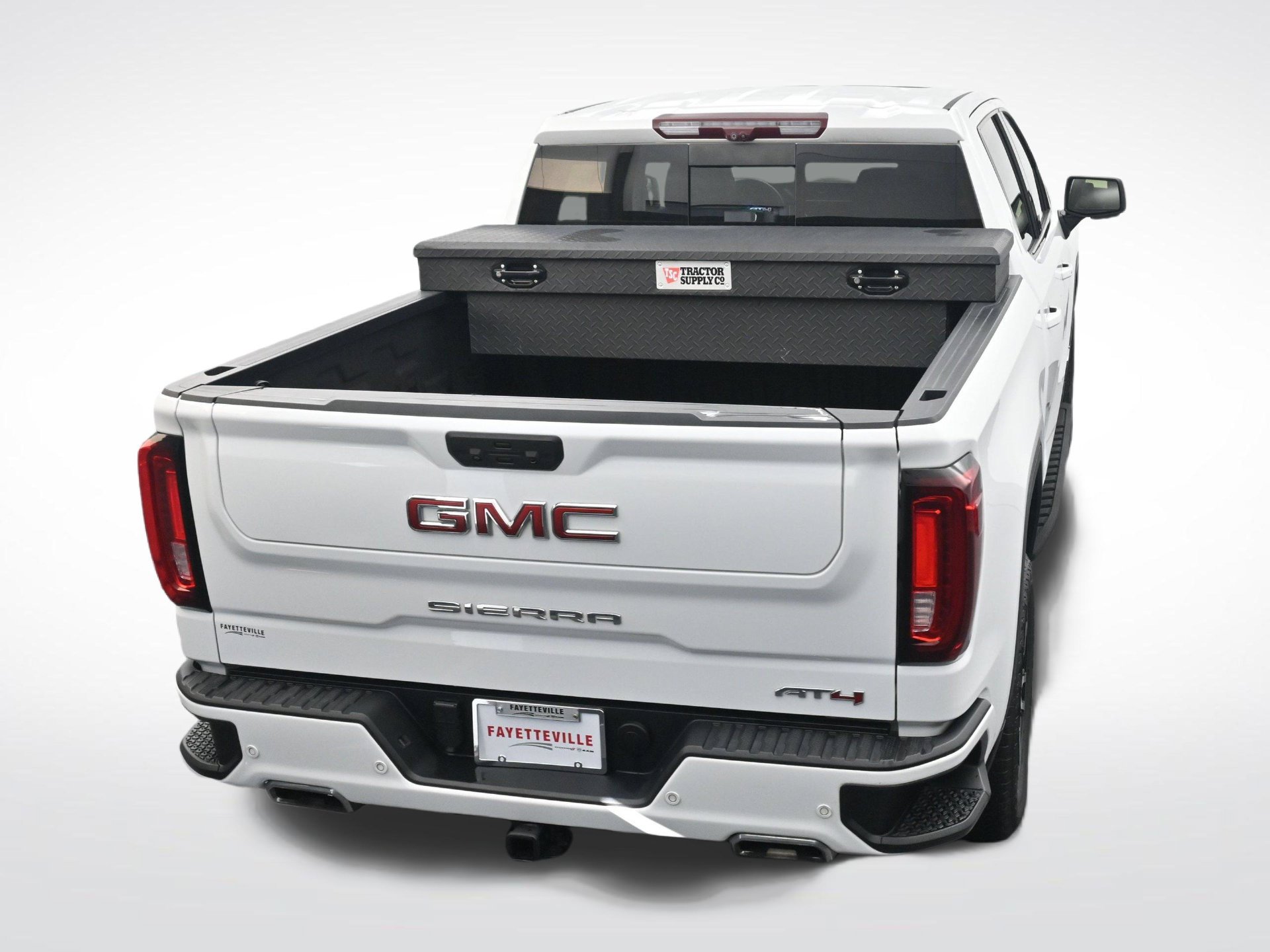 Used 2024 GMC Sierra 1500 AT4 w/ Technology Package AWD/4WD image 25