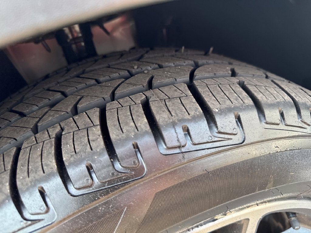 Used 2018 Ford Explorer Sport AWD/4WD image 26