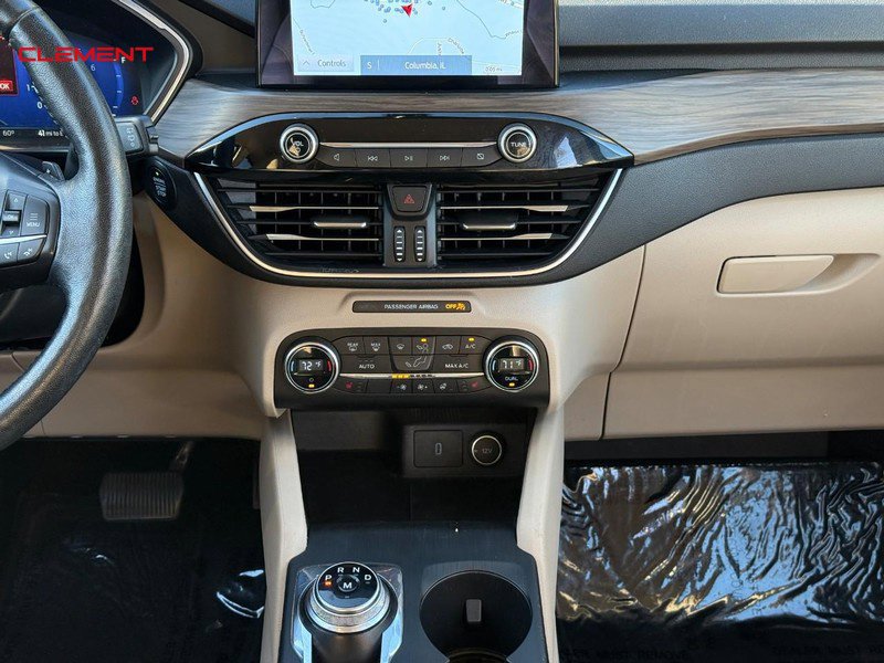 Used 2020 Ford Escape Titanium AWD/4WD image 18