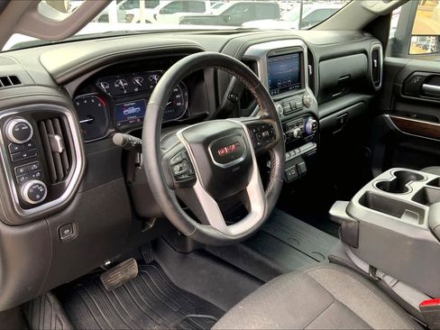 Used 2022 GMC Sierra 3500 SLE w/ SLE Convenience Package image 17