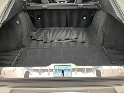 Used 2023 Porsche Panamera image 44