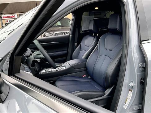 Certified 2026 INFINITI QX60 Sport w/ Dark Cargo Package image 38