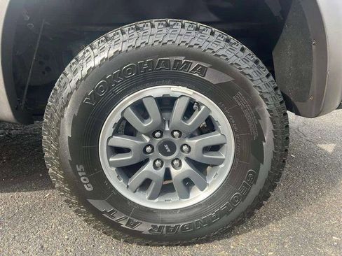 Used 2011 Ford F150 Raptor w/ Raptor Luxury Pkg image 38