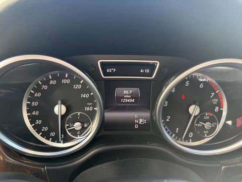 Used 2015 Mercedes-Benz ML 350 4MATIC image 12