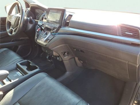 Used 2023 Honda Odyssey Elite image 22