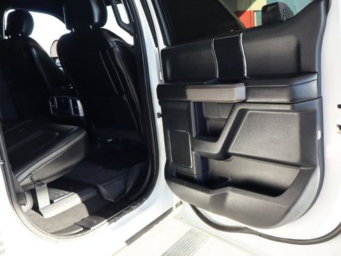 Used 2021 Ford F250 Platinum w/ FX4 Off-Road Package image 37