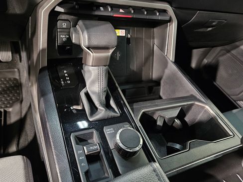 Used 2025 Toyota Tundra SR5 image 31