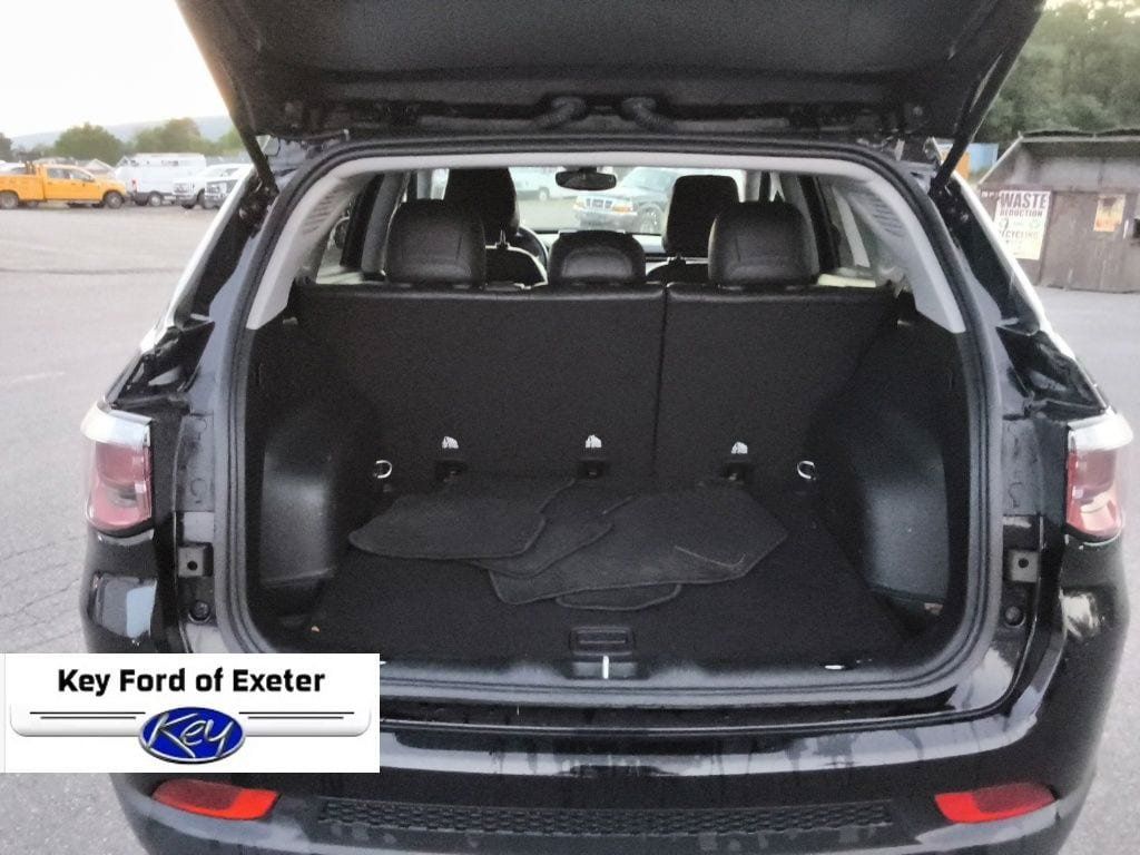 Used 2022 Jeep Compass Limited AWD/4WD image 12