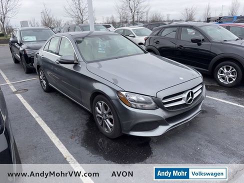 Used 2017 Mercedes-Benz C 300 4MATIC Sedan image 4