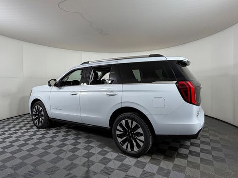 New 2026 Ford Expedition Platinum w/ Driver's Package image 3