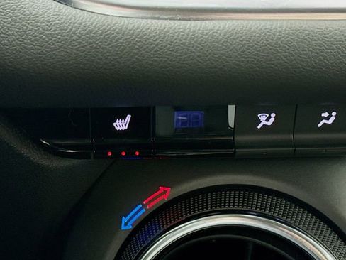 Used 2024 Chevrolet Blazer LT w/ Convenience Package image 19