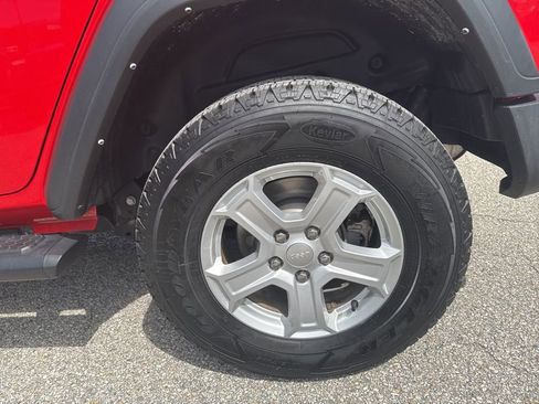 Certified 2021 Jeep Wrangler Unlimited Sport image 11