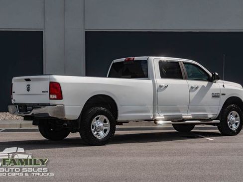 Used 2017 RAM 2500 SLT AWD/4WD image 10