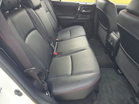 Used 2019 Toyota 4Runner TRD Off-Road Premium image 28