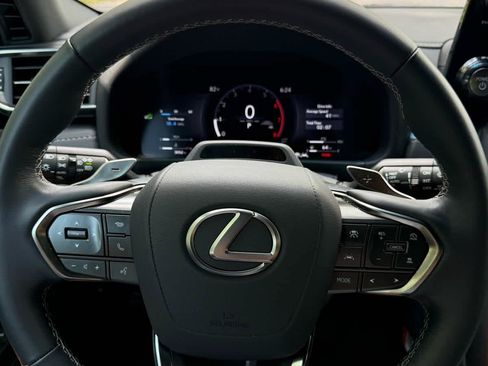 Used 2026 Lexus LX 700h Overtrail w/ Accessory Package (Z1) AWD/4WD image 28